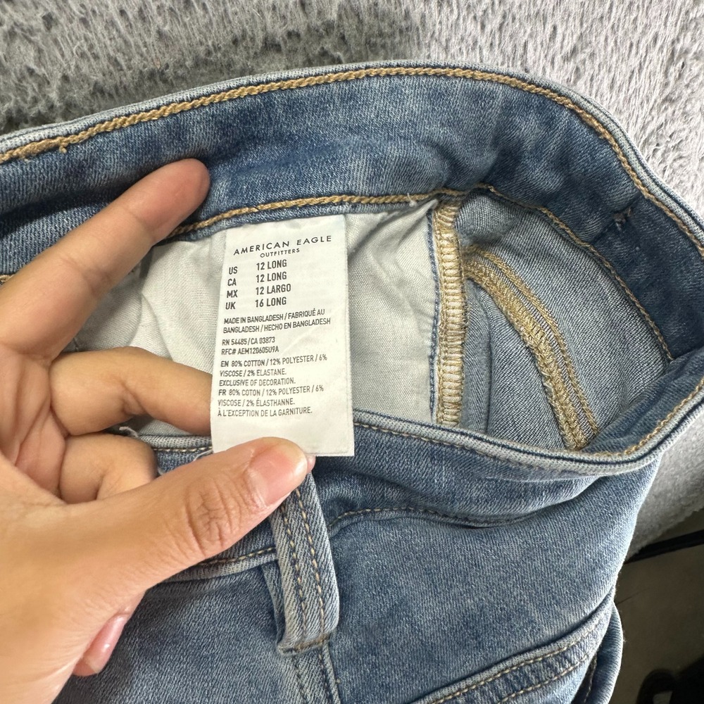 American Eagle Outfitters Light Blue High Rise Women’s Jeans - Picture 5 of 11